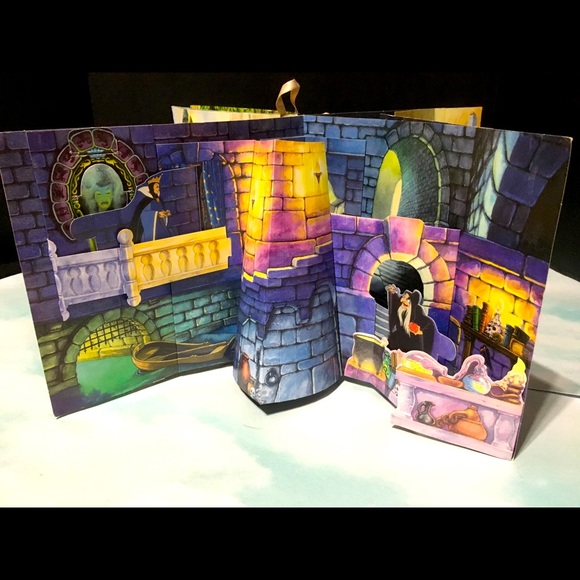 DISNEY SNOW WHITE AND THE SEVEN DWARFS THEATER 90s - Picture 3 of 16